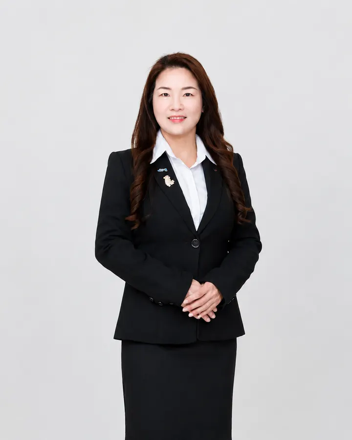 李丽媛 Ivy Lee